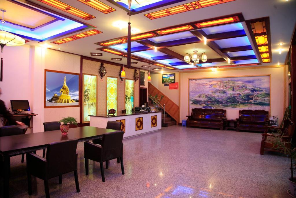 Shuxiang Hotel Mount Emei 어메이산 외부 사진